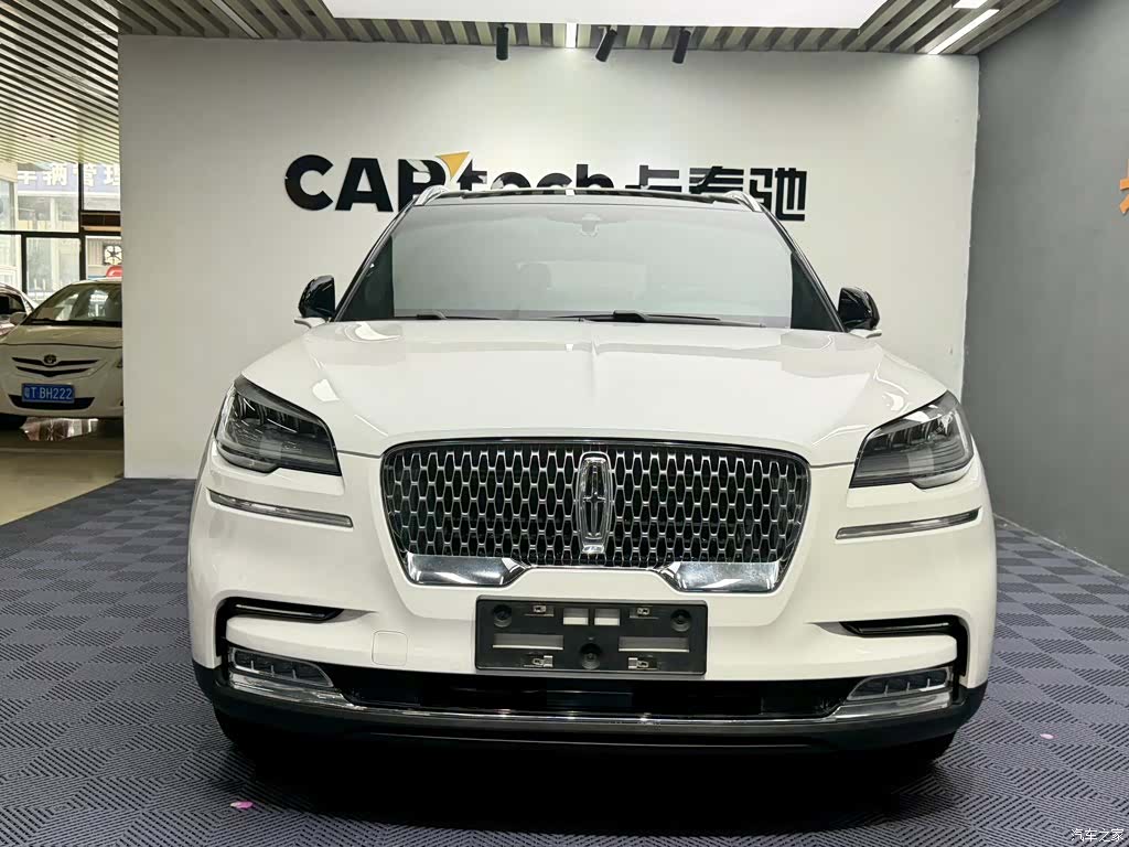 Lincoln Aviator, 2021 2