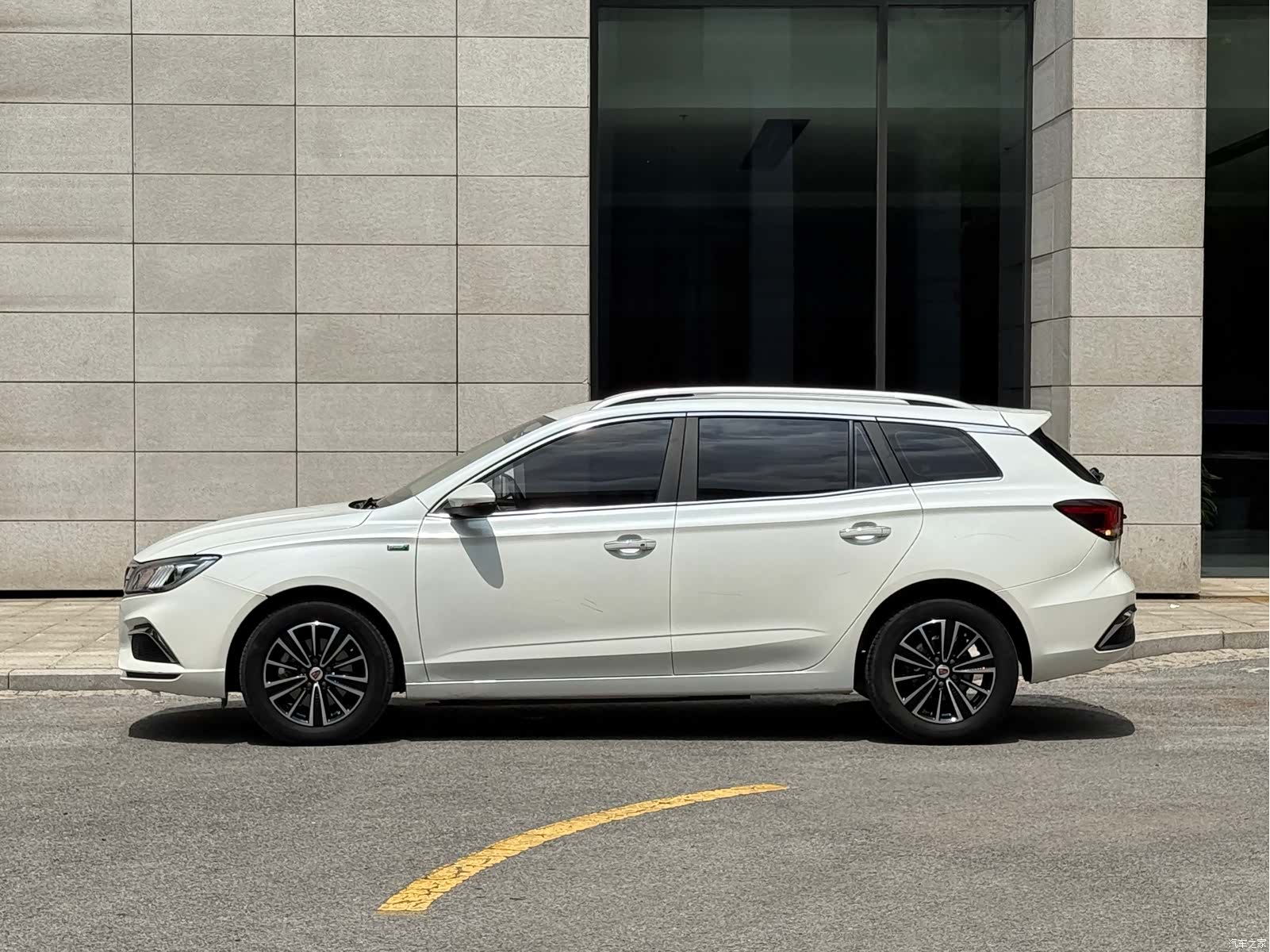 Roewe Ei5, 2018 4