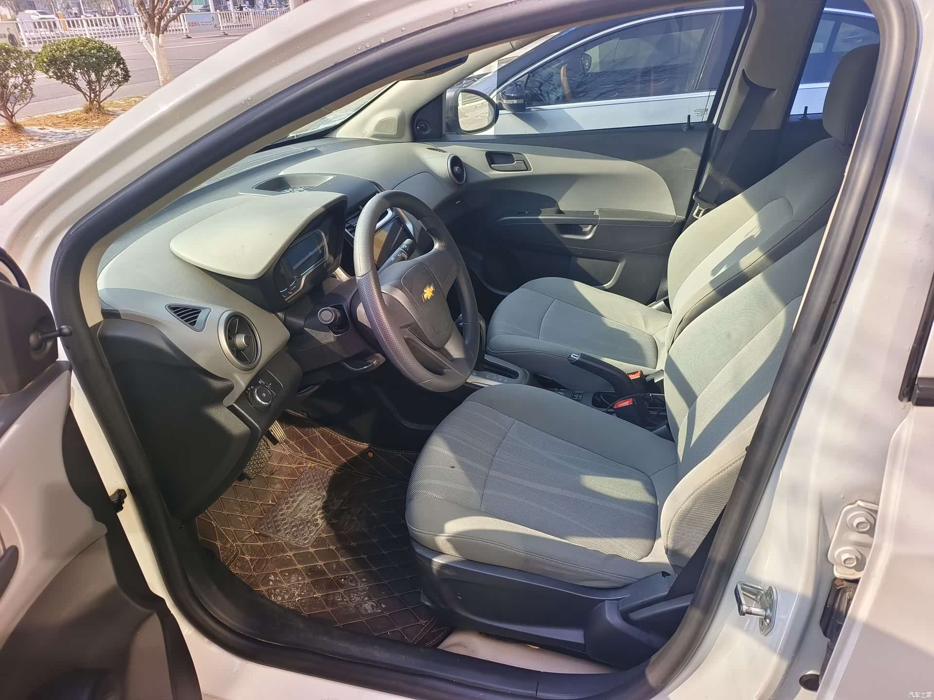 Chevrolet 1.4SL, 2014 8