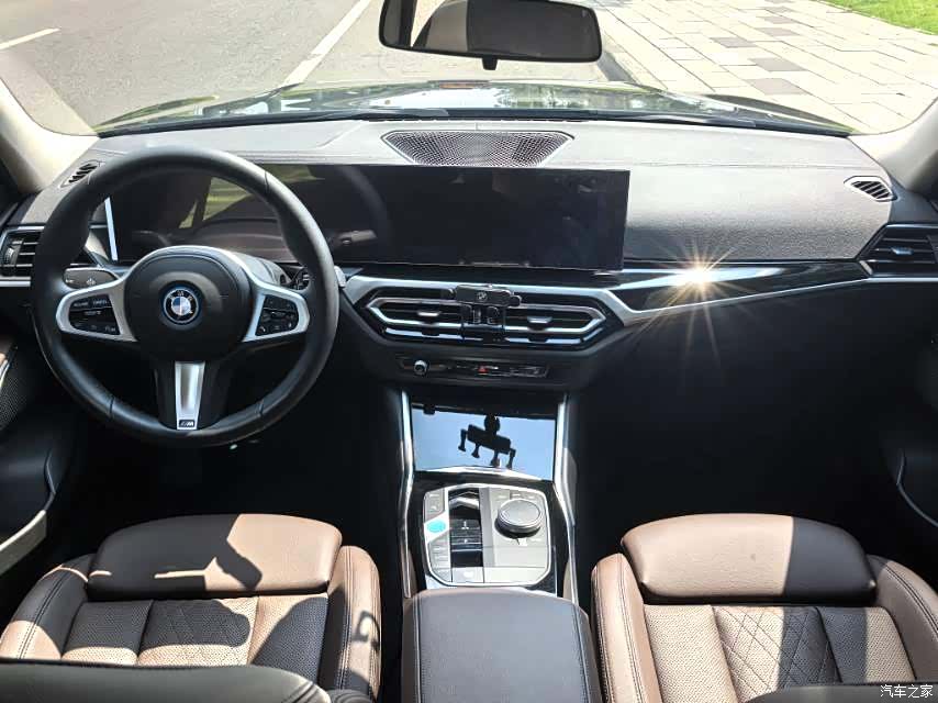 BMW i3, 2023 все фото