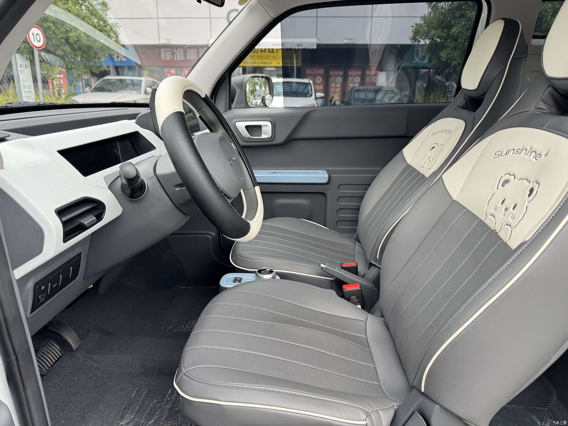 Geely Panda, 2025 4