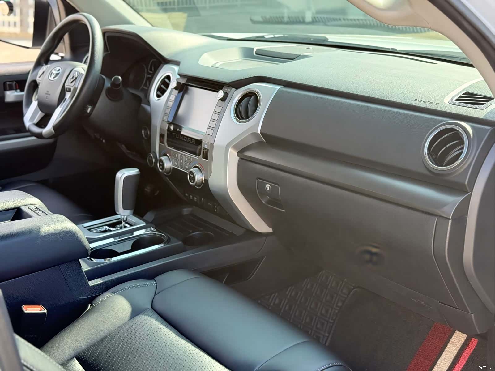 Toyota Tundra, 2020 11