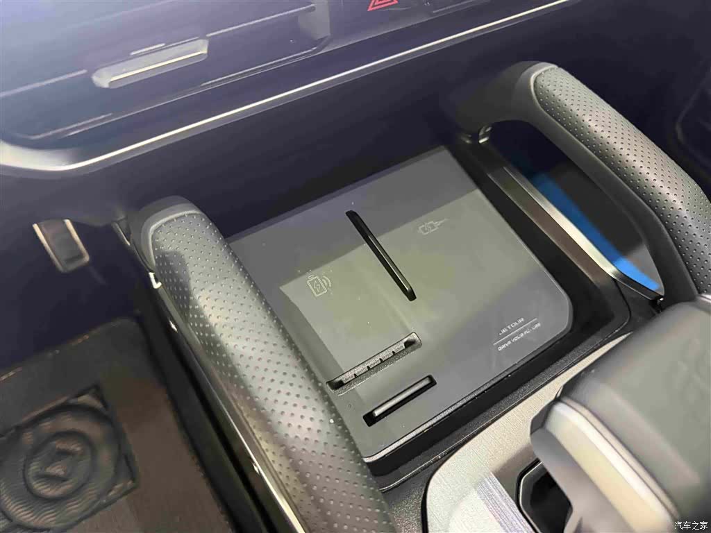 Jetour Traveller, 2024 16