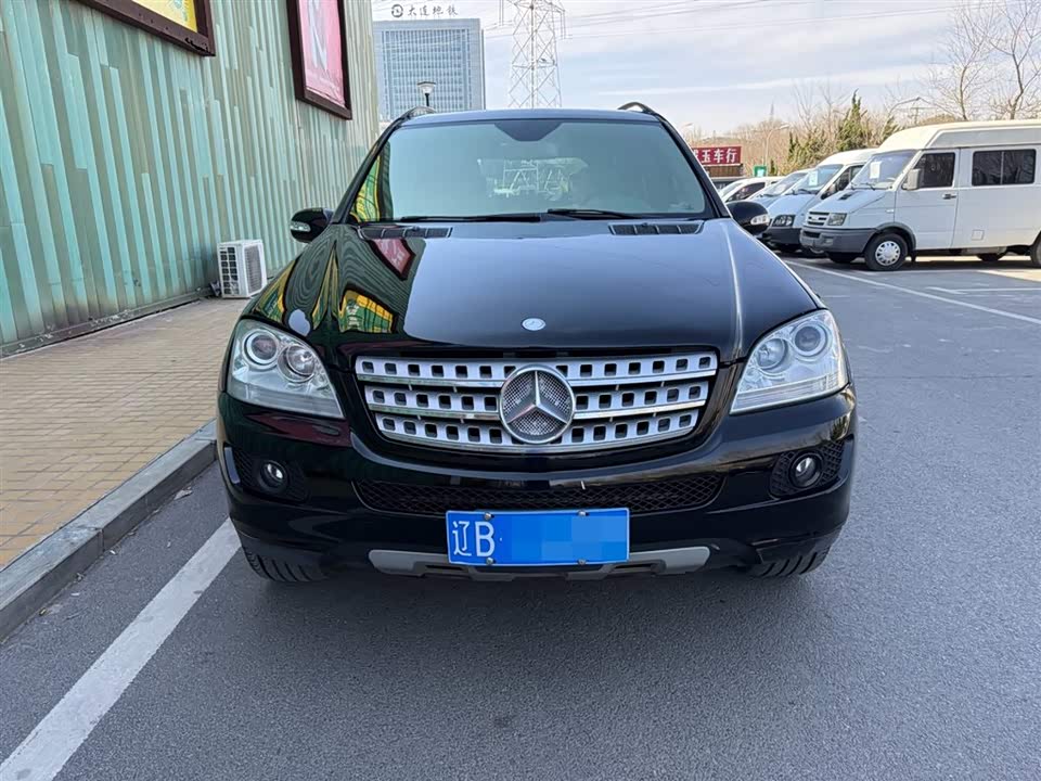 Mercedes-Benz M class