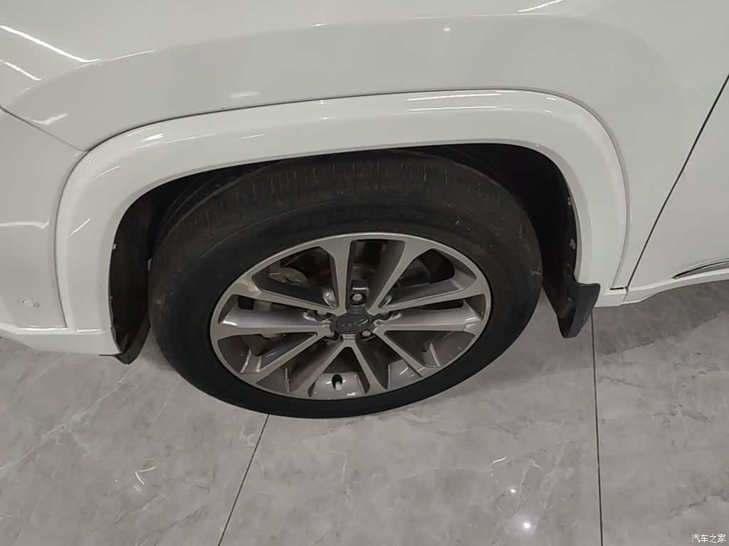 Jeep Grand Commander, 2018 23