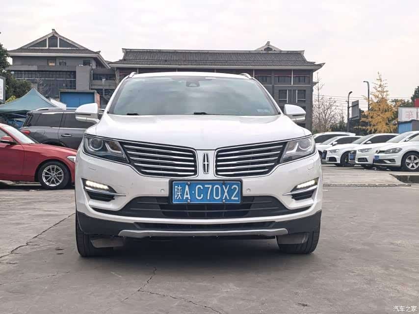 Lincoln MKC, 2015 2