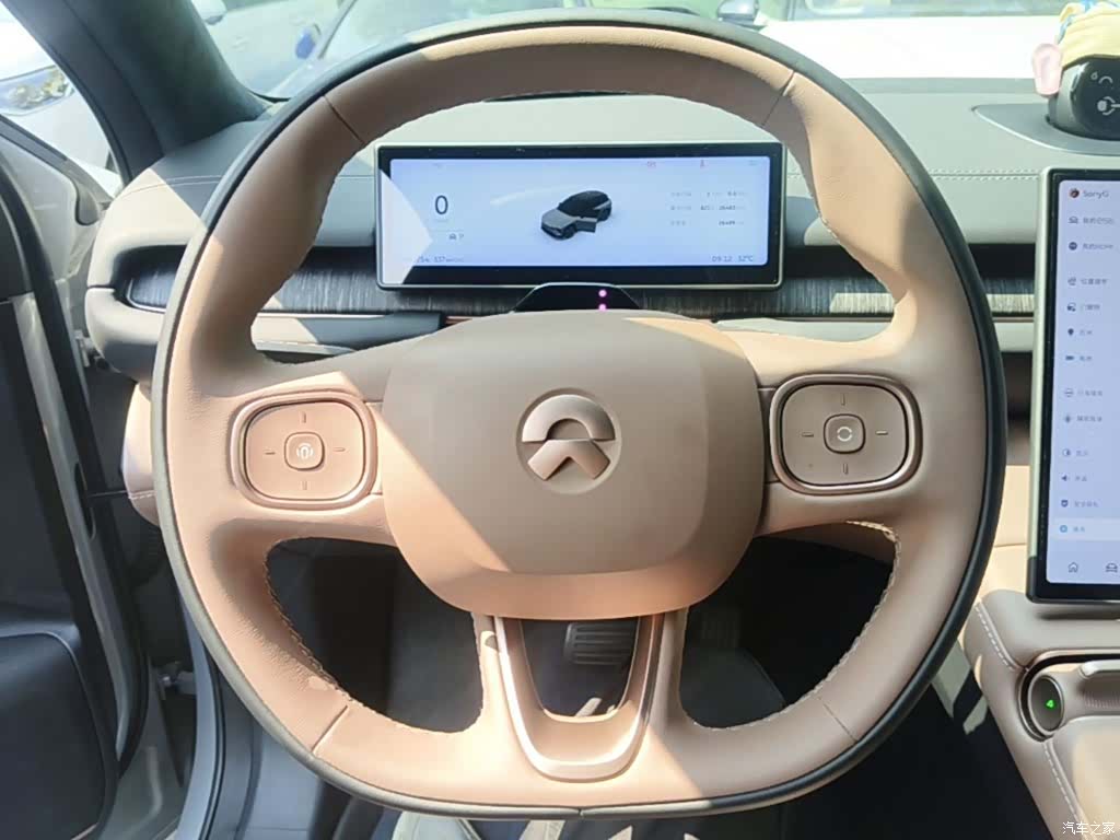 NIO ES6, 2025 7