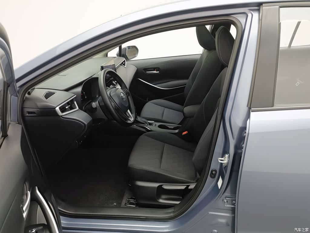 Toyota Corolla, 2024 10