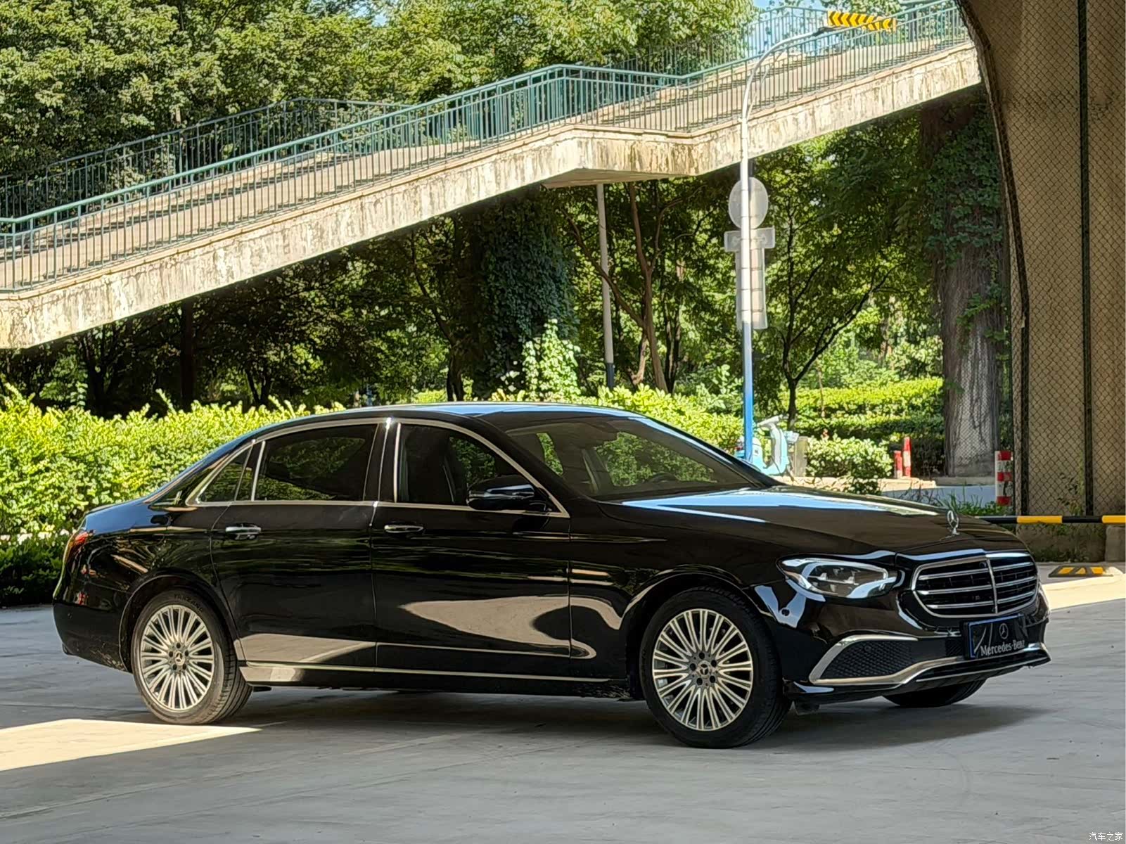Mercedes-Benz E-Class, 2021 3