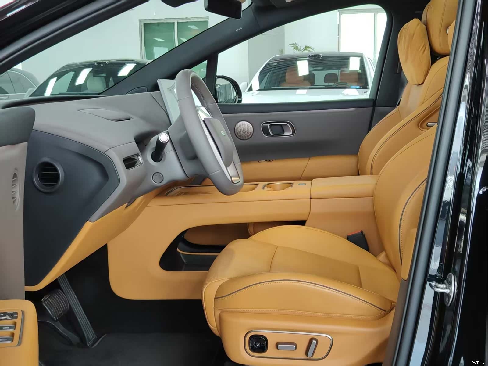 Li Auto i6, 2025 4