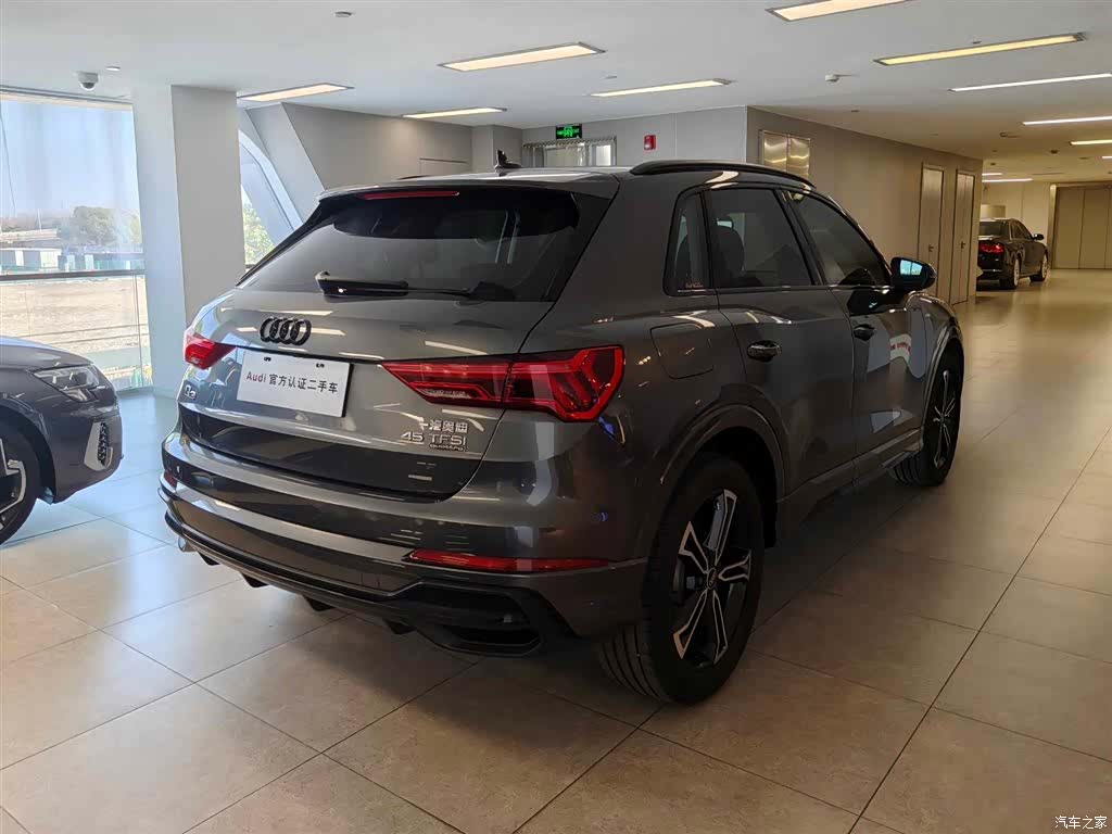 Audi Q3, 2021 4