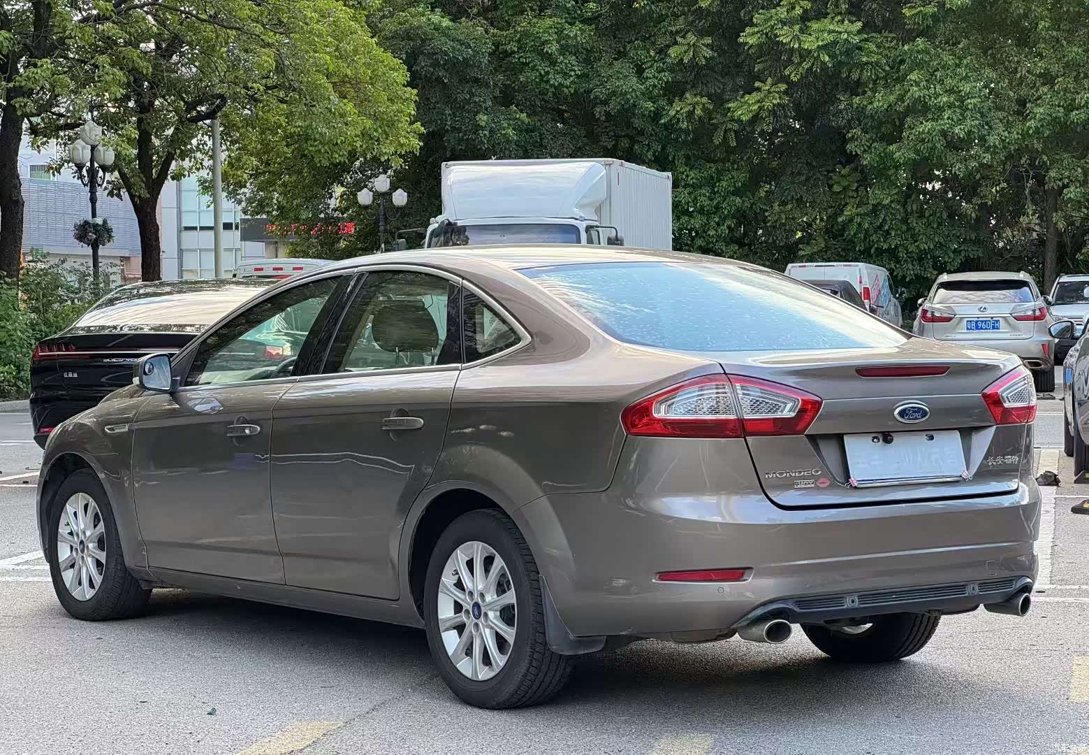 Ford Mondeo, 2013 7