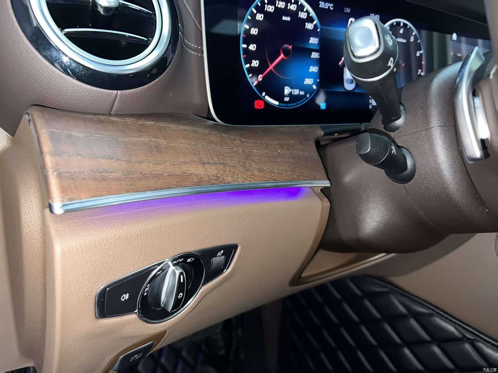 Mercedes-Benz E-Class, 2021 17