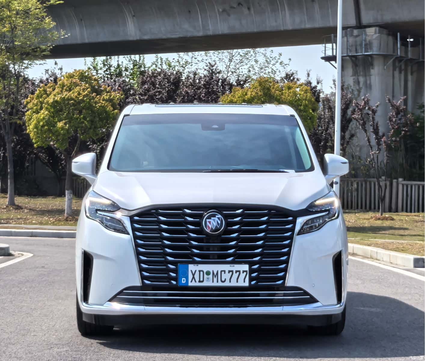 Buick GL8, 2023 2