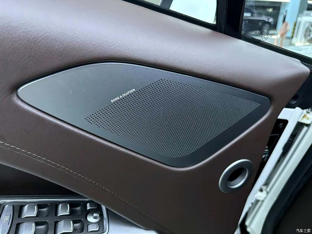 Aston Martin Rapide, 2017 16