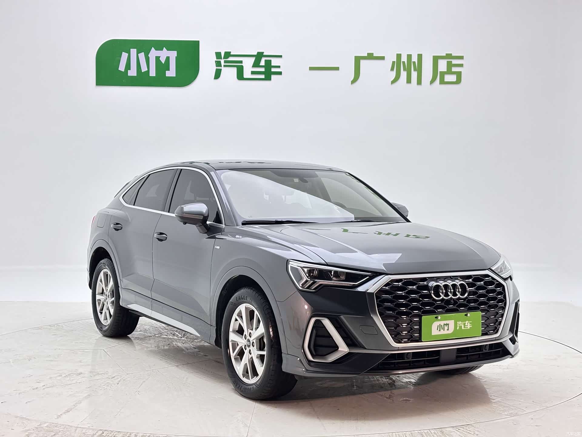 Audi Q3, 2022 3