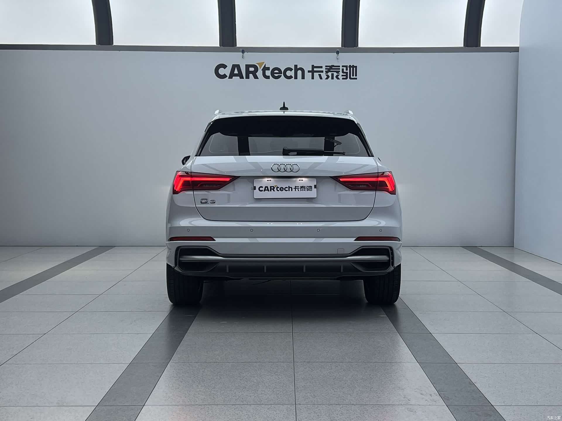 Audi Q3, 2022 3