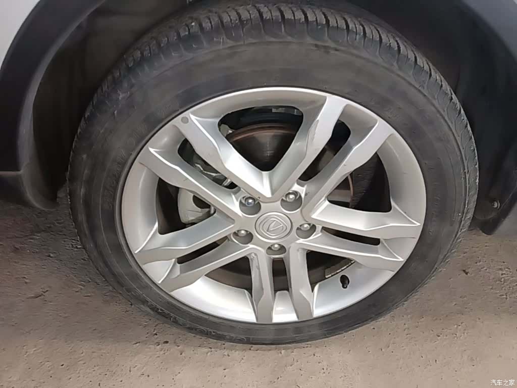 Changan CS35, 2016 23