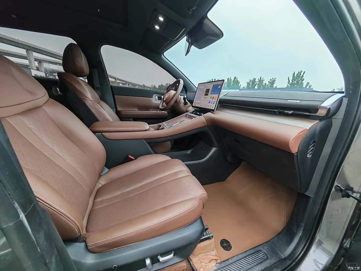 Wuling Starlight, 2024 7