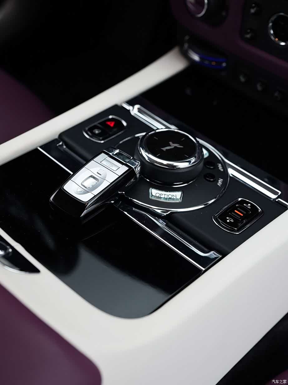 Rolls-Royce Wraith, 2022 17