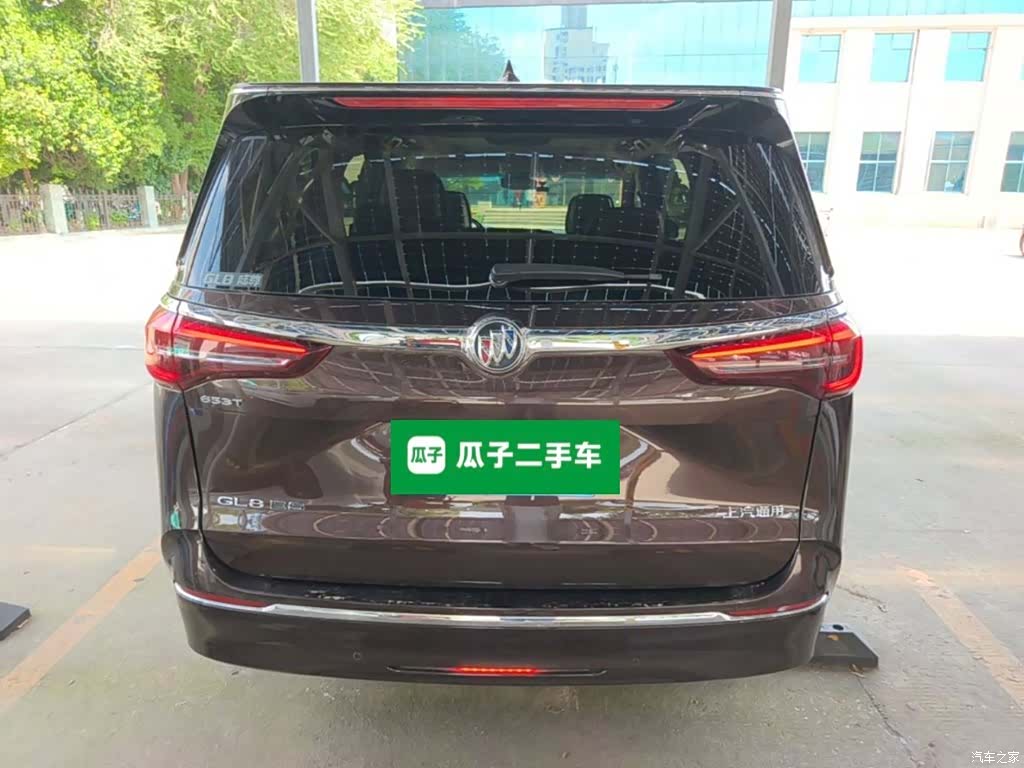 Buick GL8, 2021 6