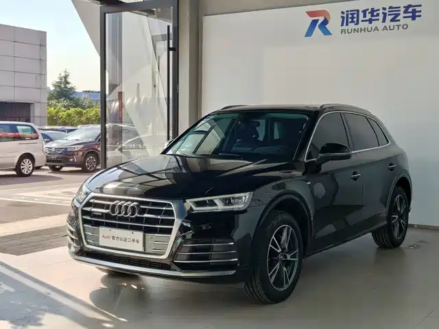 Audi Q5L 2021 — купить из Китая под заказ