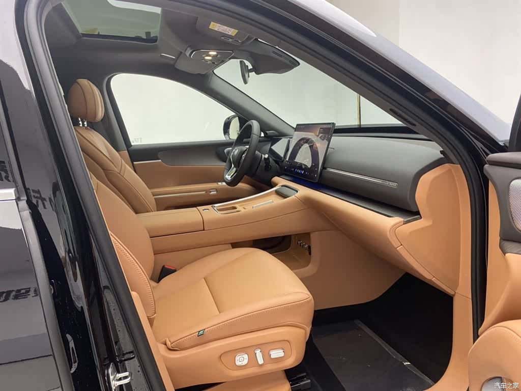 Leapmotor D19, 2026 18