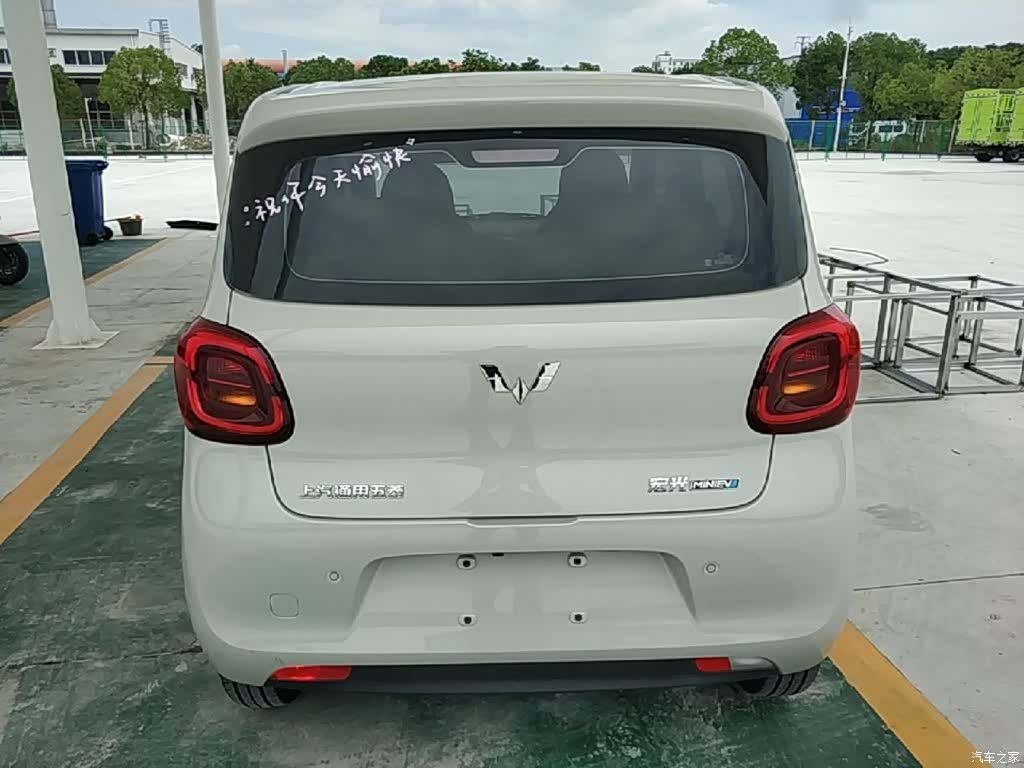 Wuling MINIEV, 2025 6