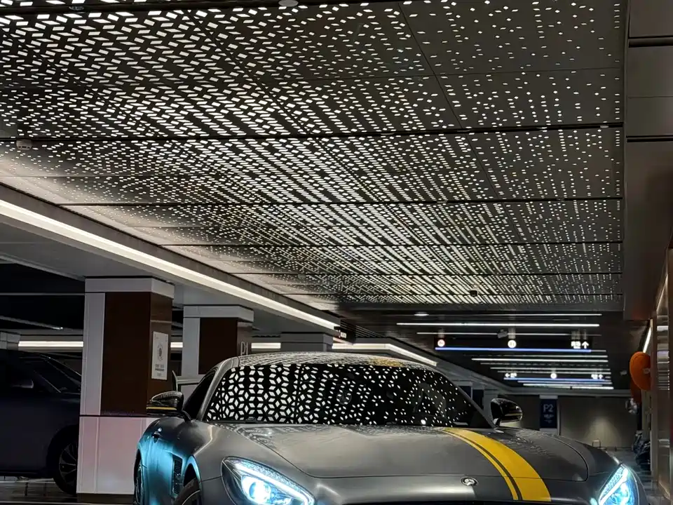 Mercedes-Benz AMG GT Mercedes-Benz AMG GT