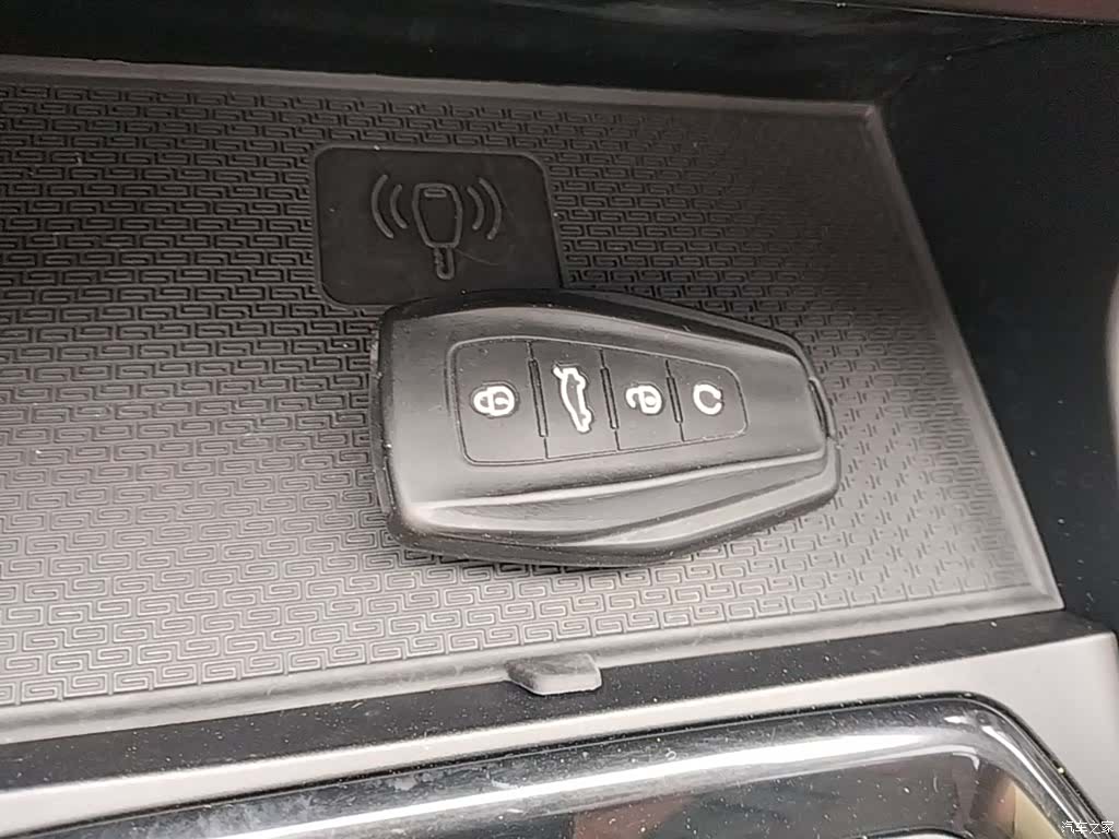 Geely X6, 2021 9