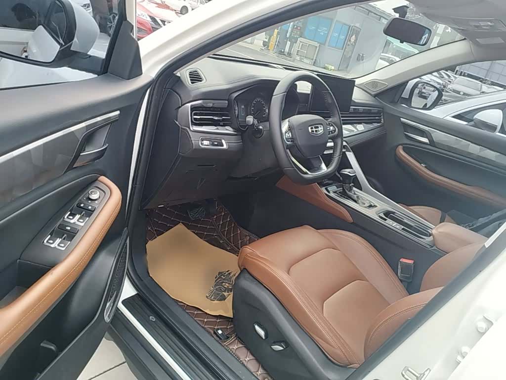 Geely X6, 2021 16