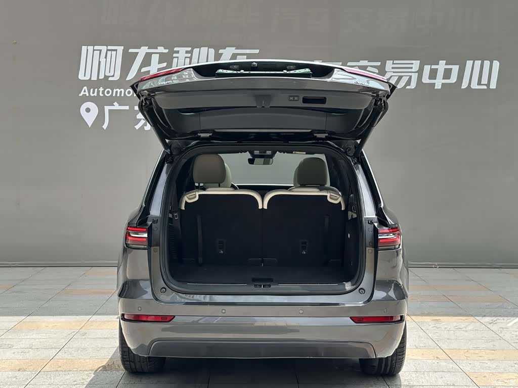 Li Auto ONE, 2022 13