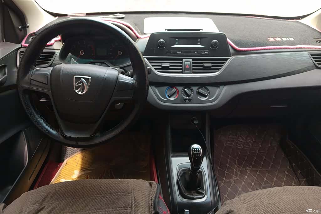 Wuling 310W, 2018 12