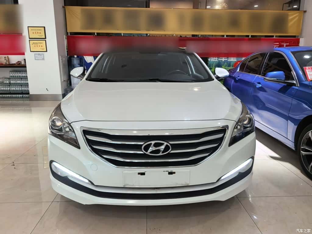 Hyundai DLX, 2016 3