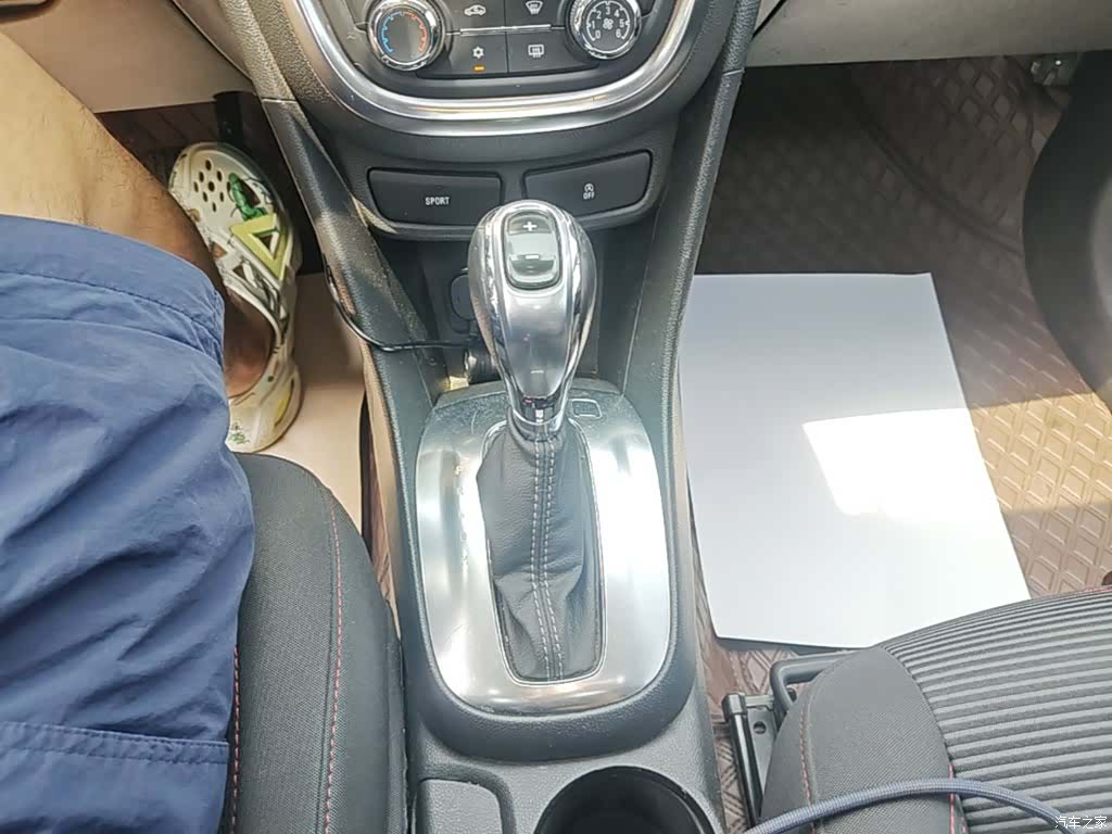 Buick Encore, 2016 14