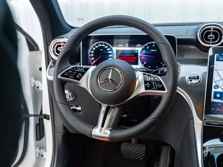 Mercedes-Benz GLC Mercedes-Benz GLC
