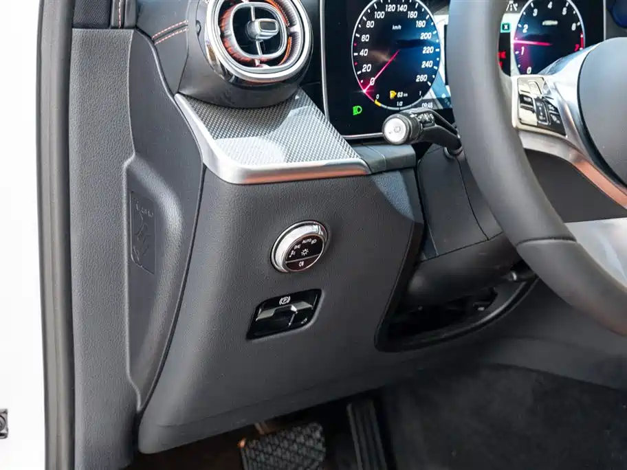 Mercedes-Benz GLC Mercedes-Benz GLC