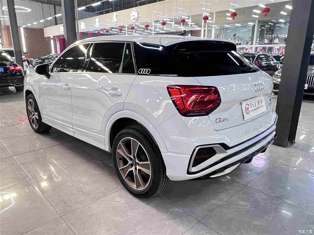 Audi Q2L, 2024 10