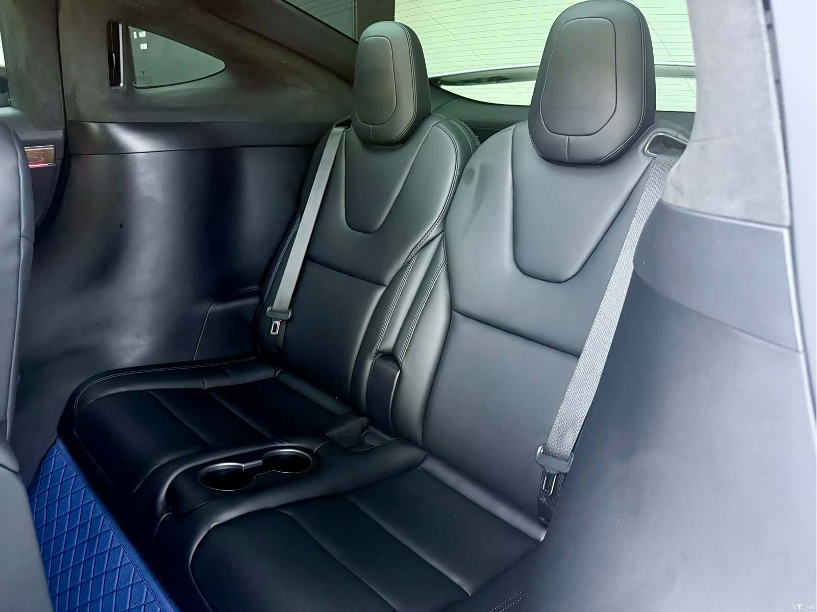 Tesla Model X, 2020 7