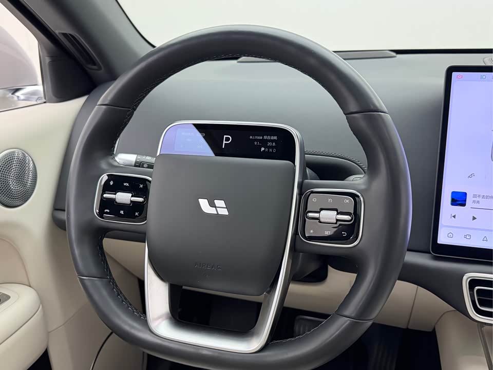 Li Auto Ideal L6