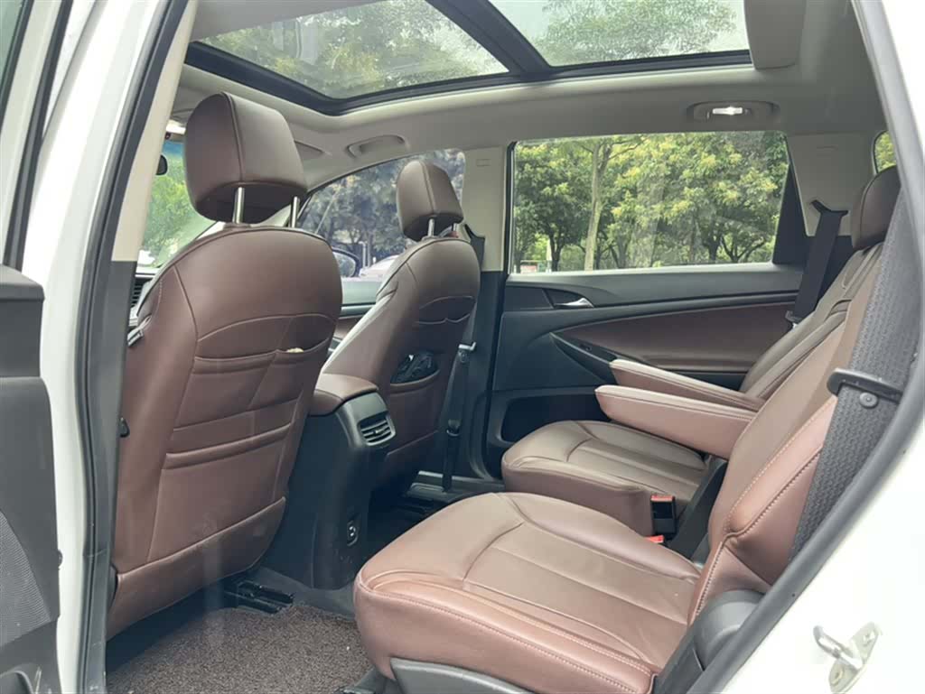 Buick GL6, 2021 15
