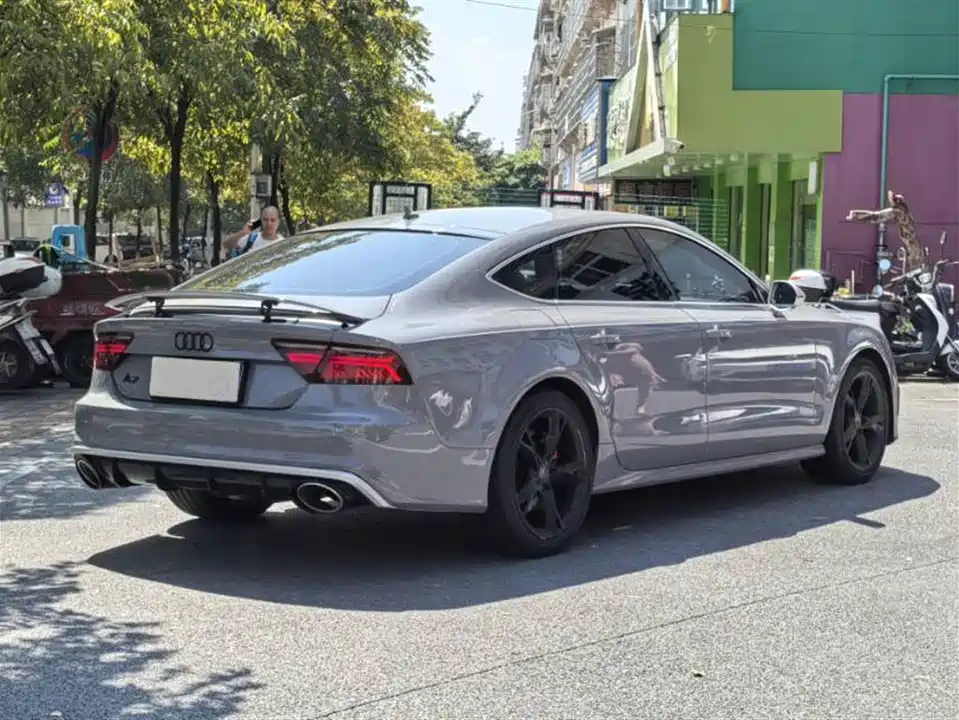 Audi A7