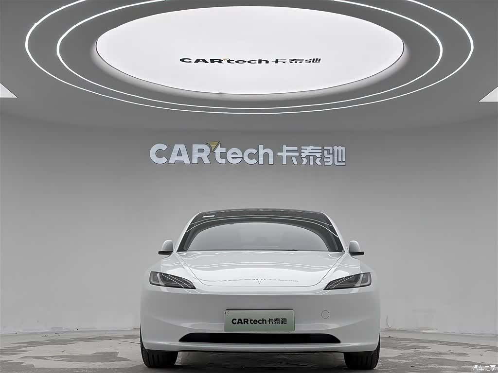 Tesla Model 3, 2024 3