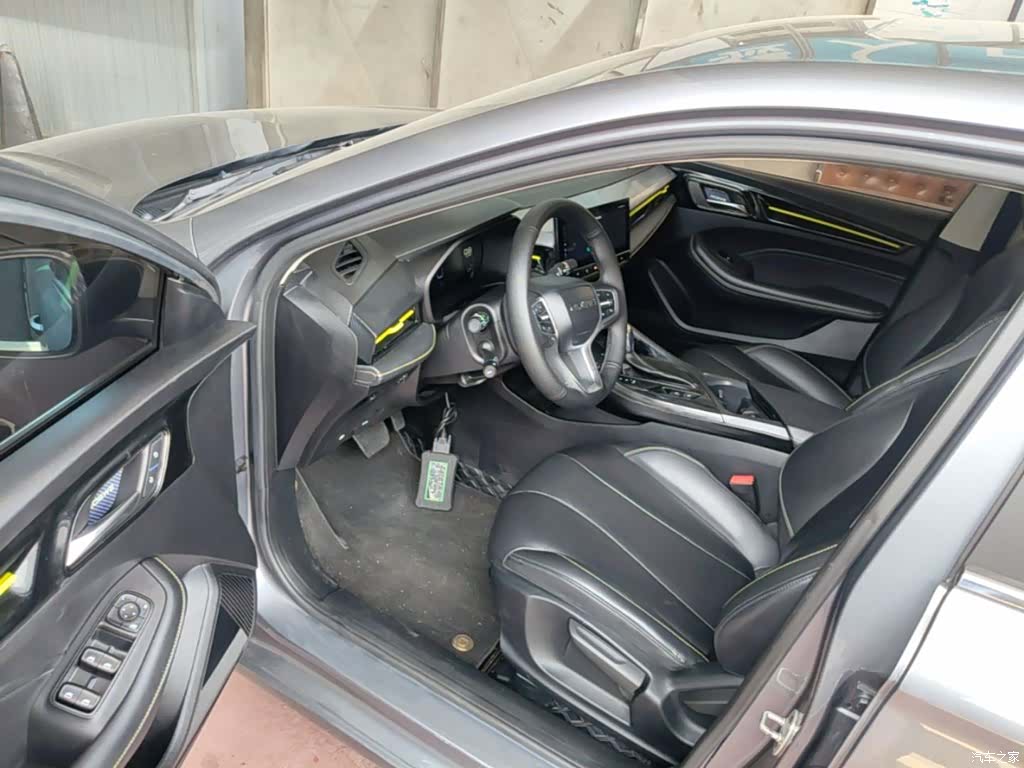Roewe i5, 2022 16
