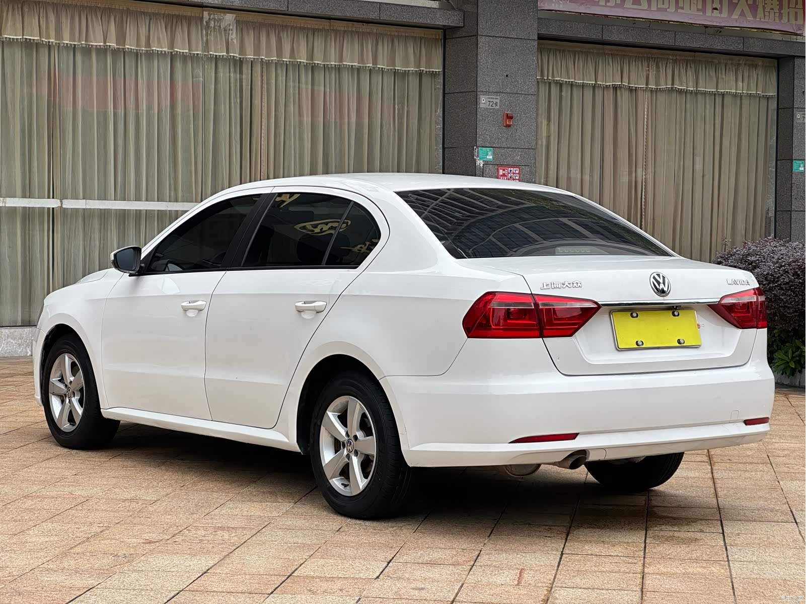 Volkswagen Lavida, 2016 10