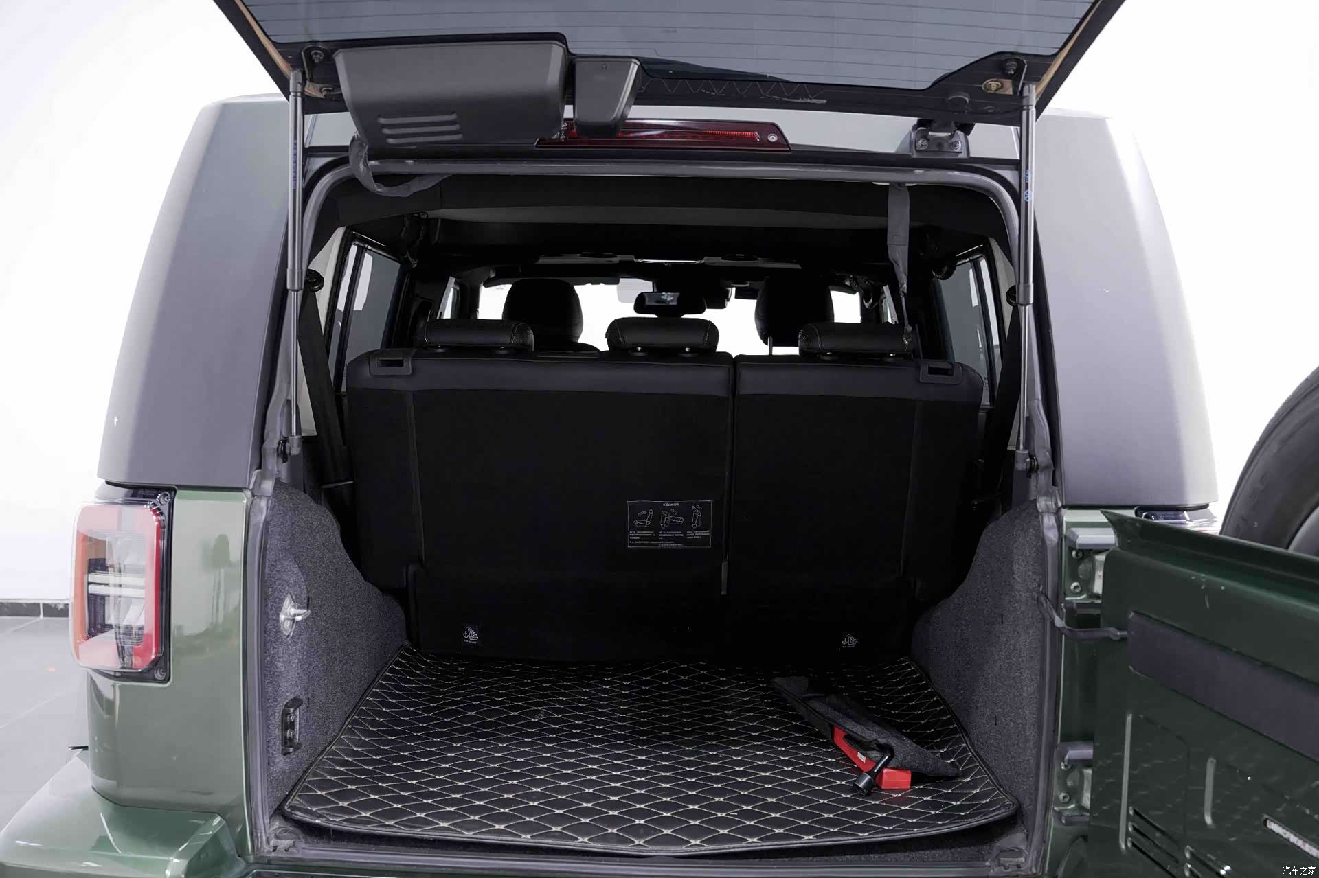 BAIC BJ40, 2020 19