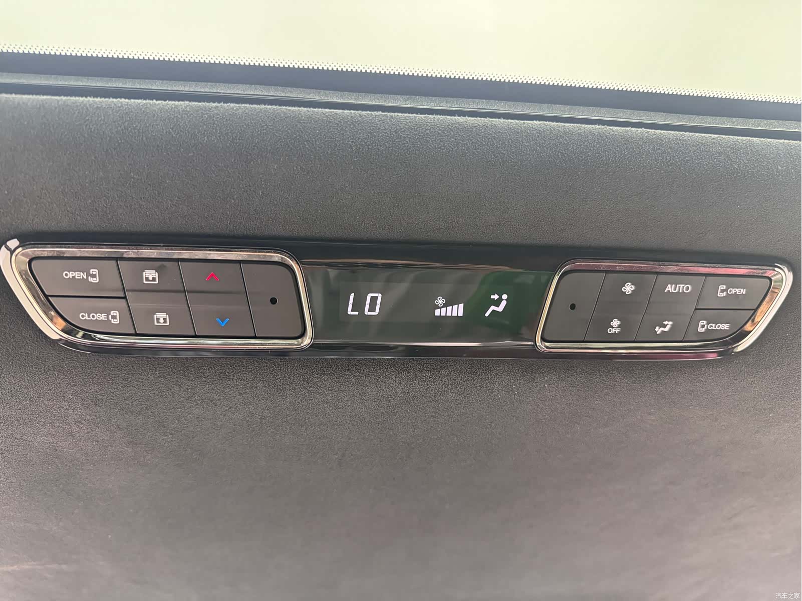 Trumpchi M8, 2022 17