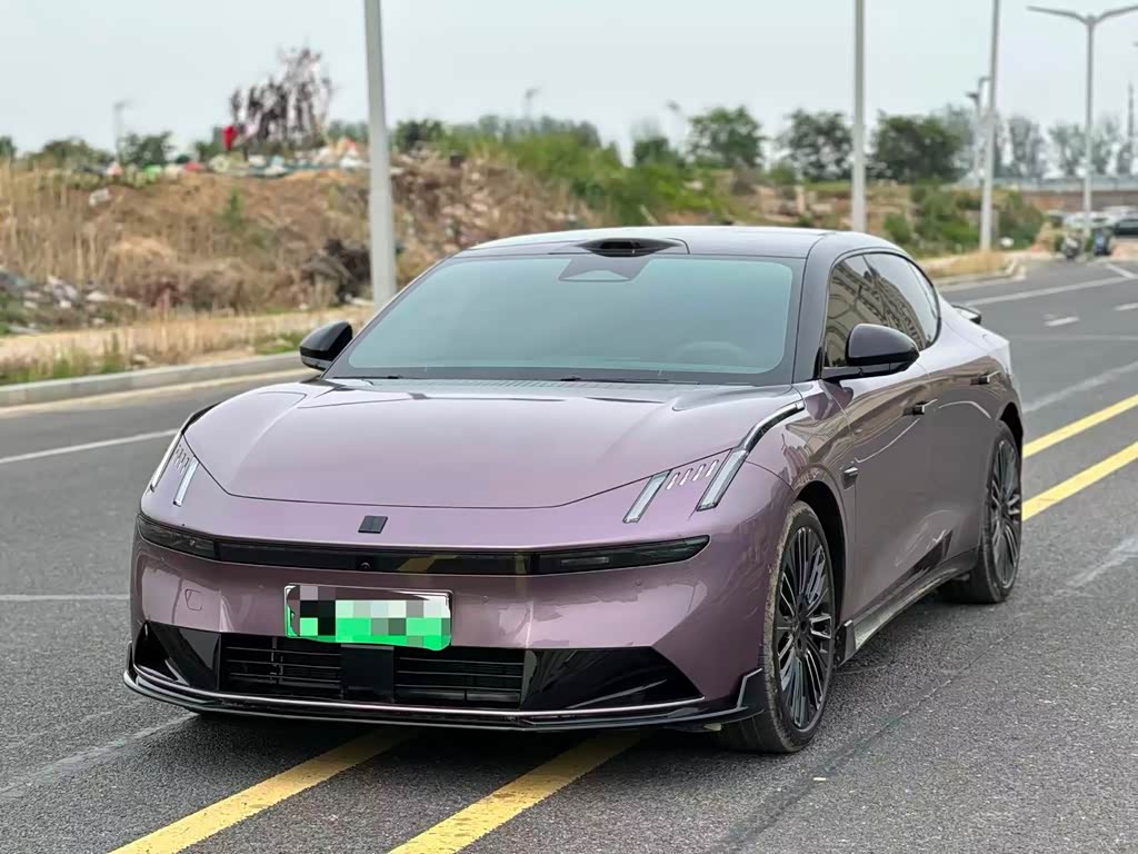 Lynk & Co 10