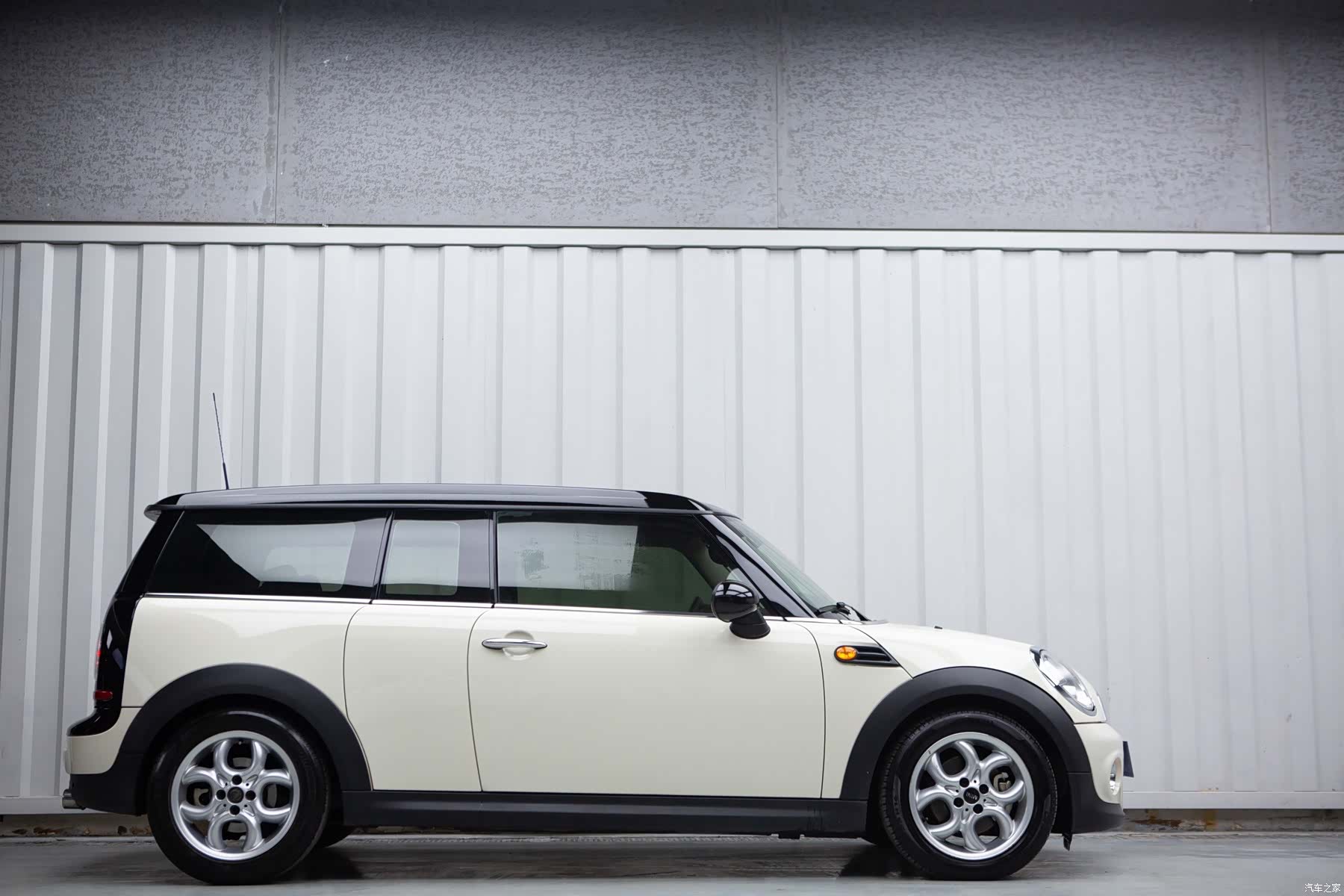 Mini Clubman, 2012 4