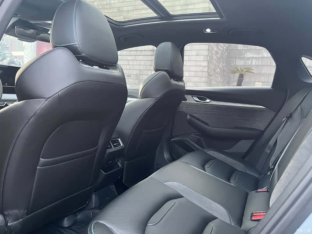 Geely Preface, 2023 19
